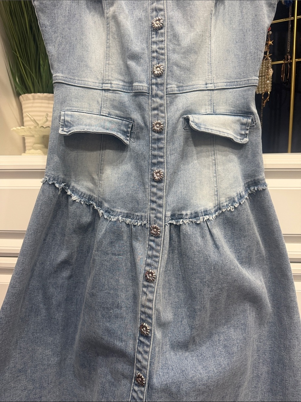 En Saison Denim Ruffle Sleeve Jeweled Button Maxi Dress SZ M - Picture 4 of 9